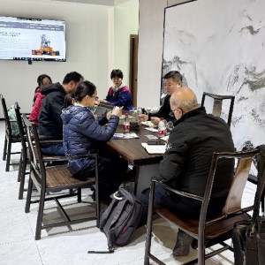 法國客戶全自動拋丸機(jī)